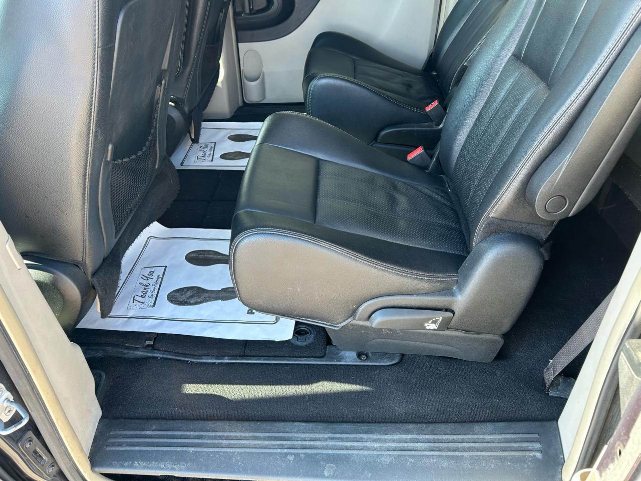 Chrysler Town & Country Touring-L 2014