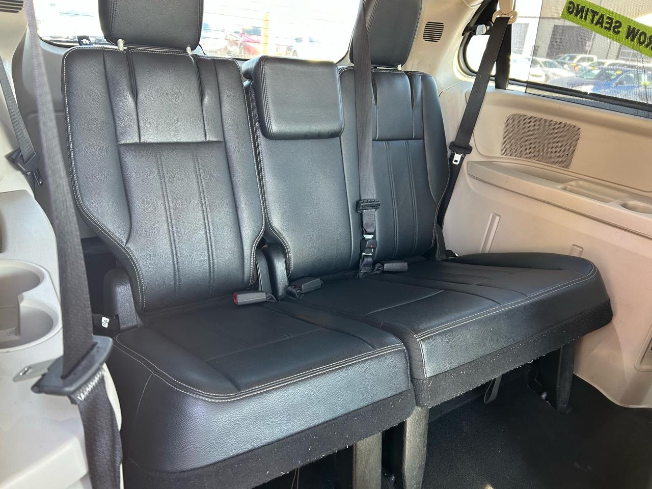 Chrysler Town & Country Touring-L 2014