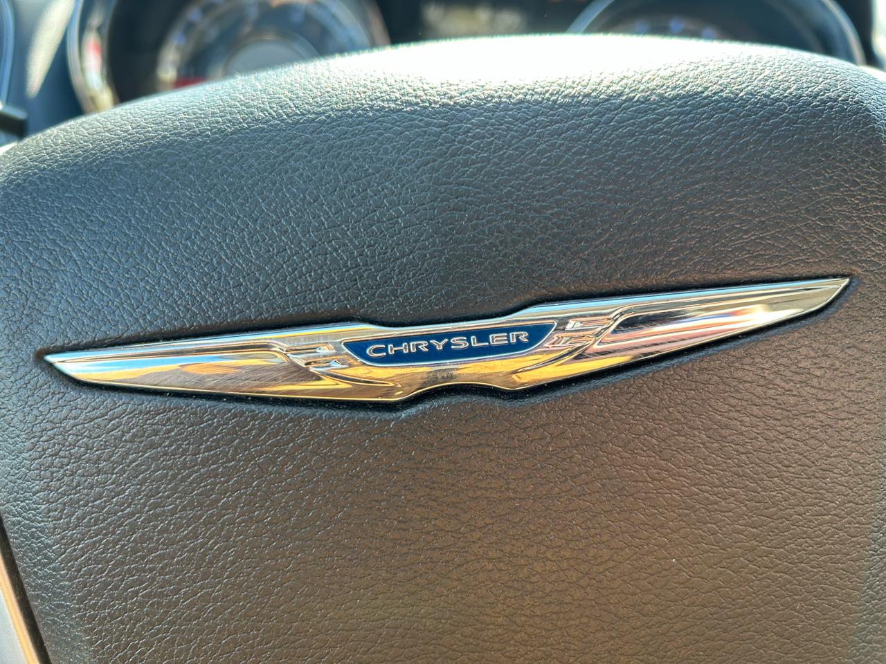 Chrysler Town & Country Touring-L 2014