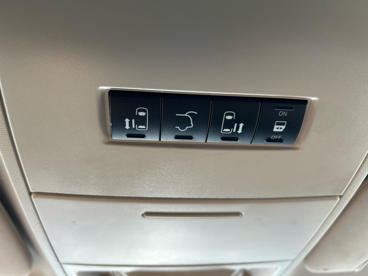 Chrysler Town & Country Touring-L 2014