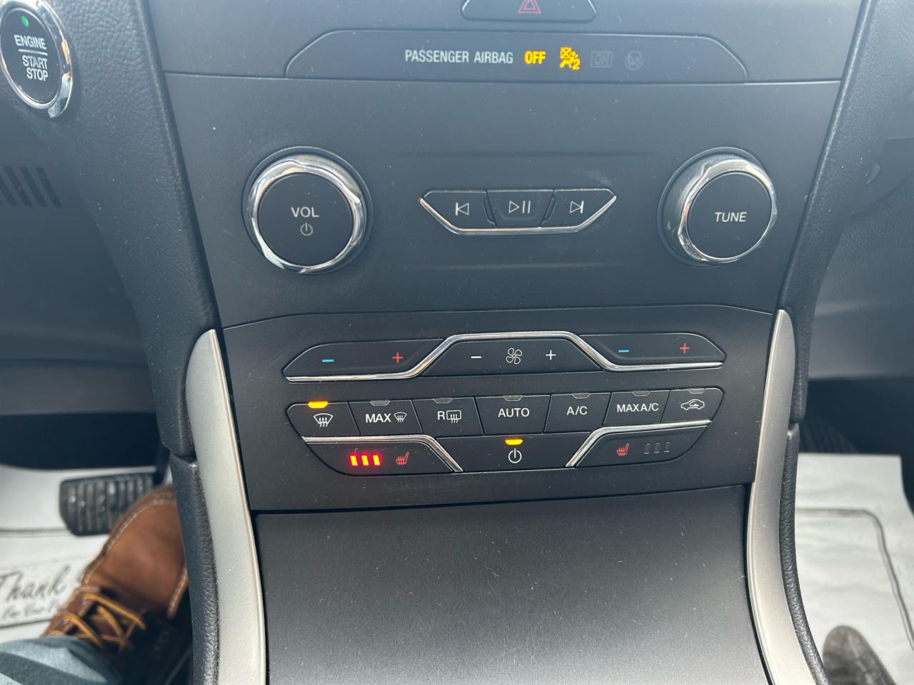 Ford Edge SEL AWD 2019