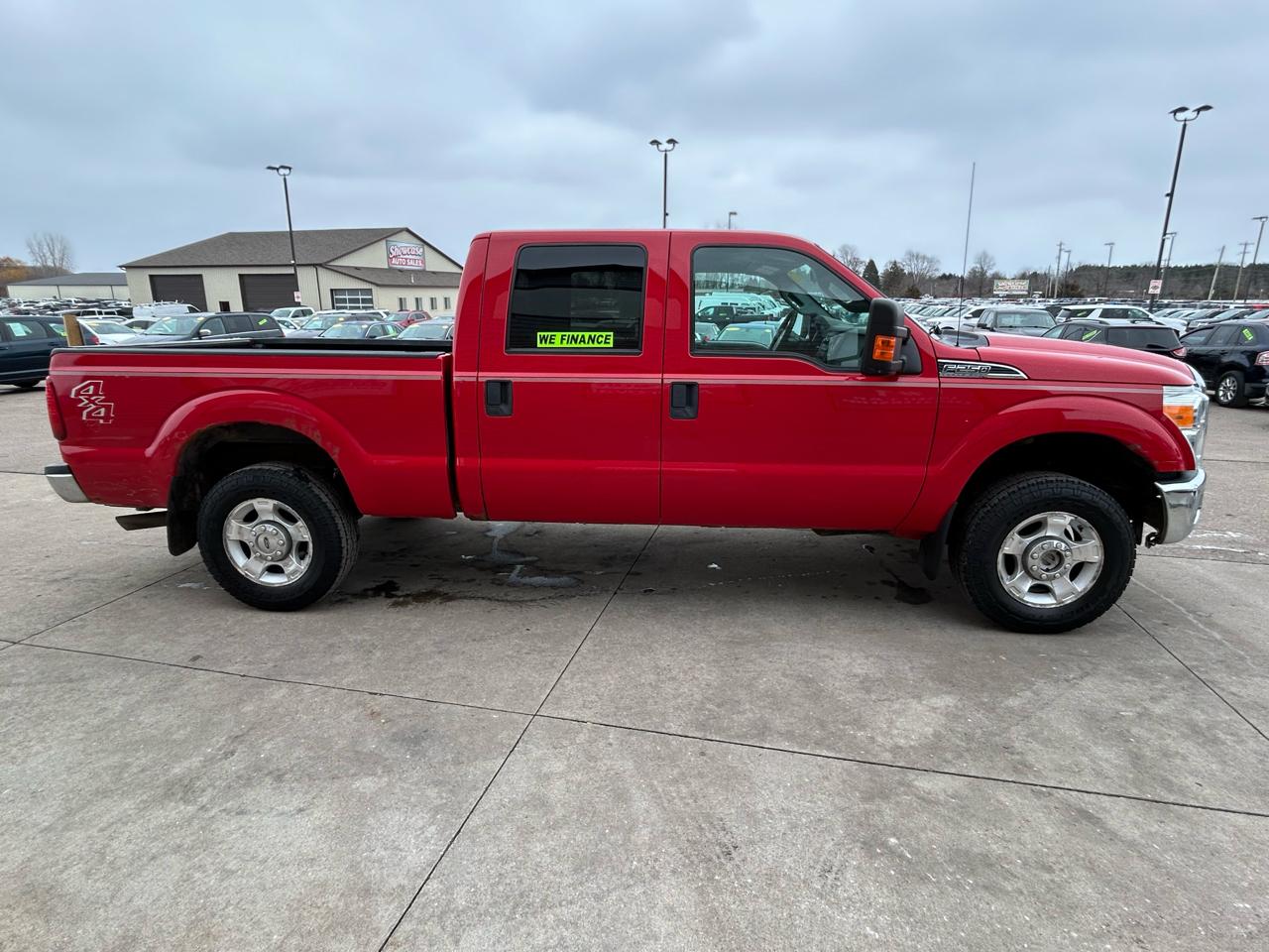 Ford F-250 SD XLT Crew Cab Long Bed 4WD 2015