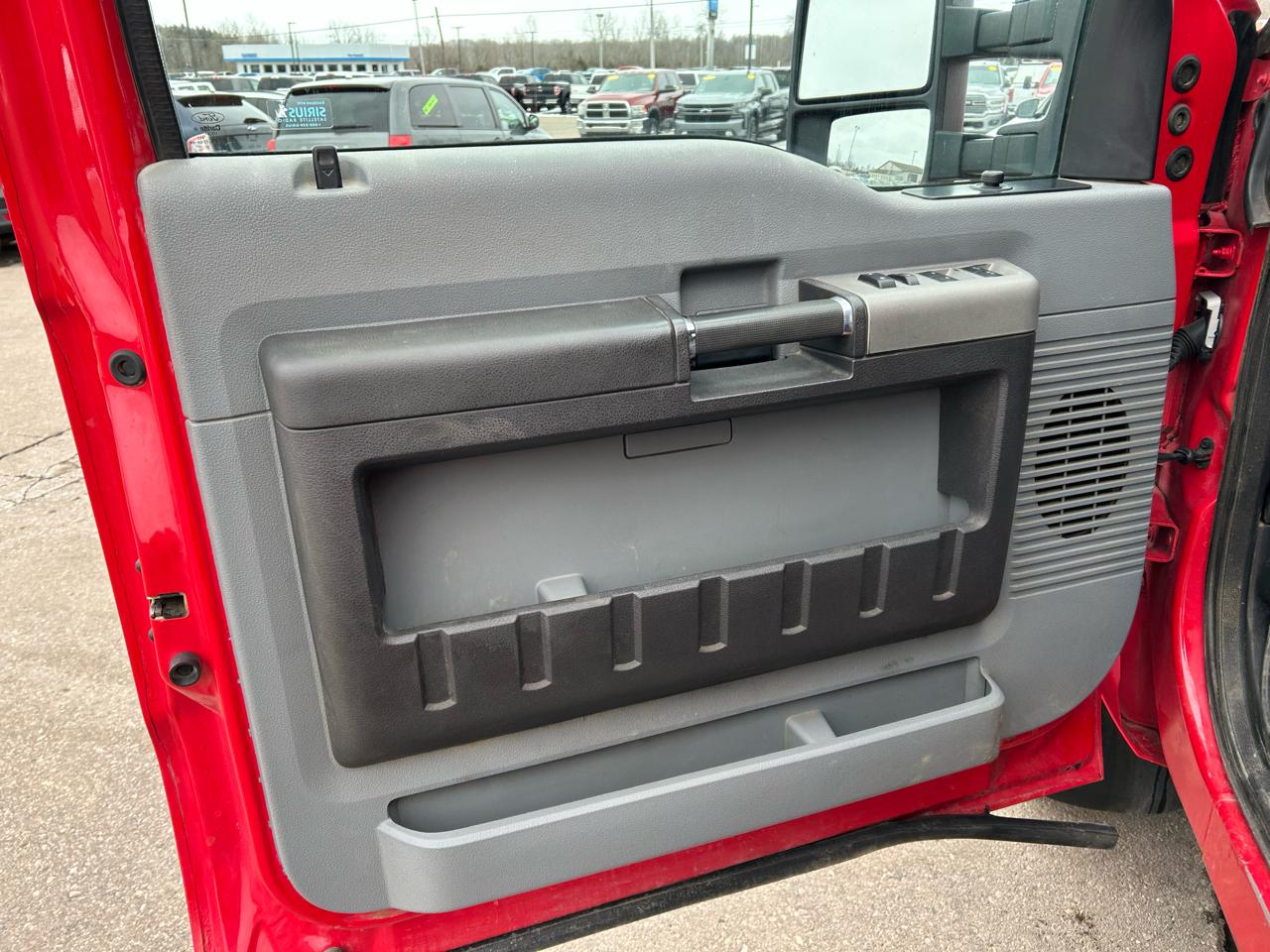 Ford F-250 SD XLT Crew Cab Long Bed 4WD 2015