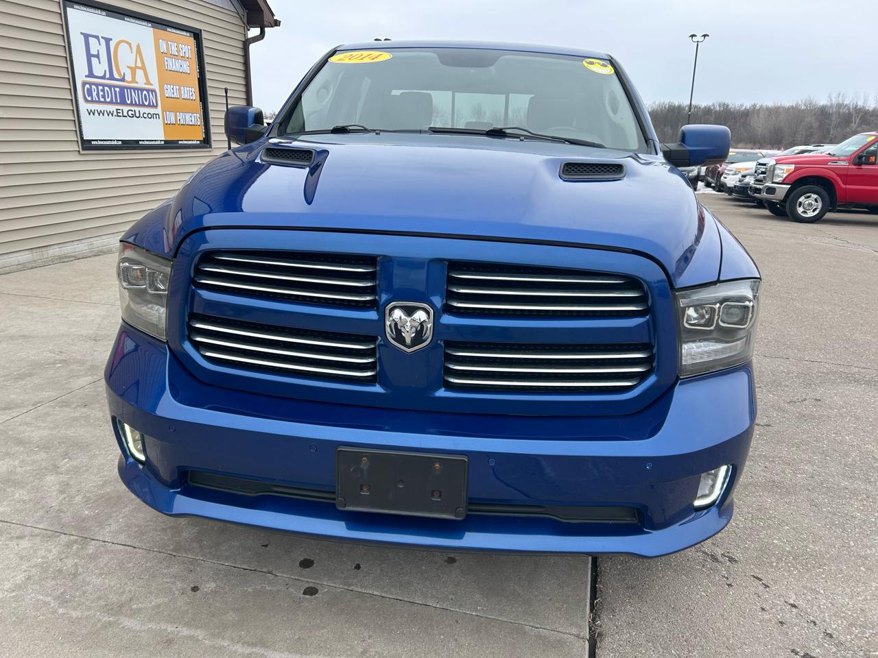 RAM 1500 Sport Crew Cab SWB 4WD 2014