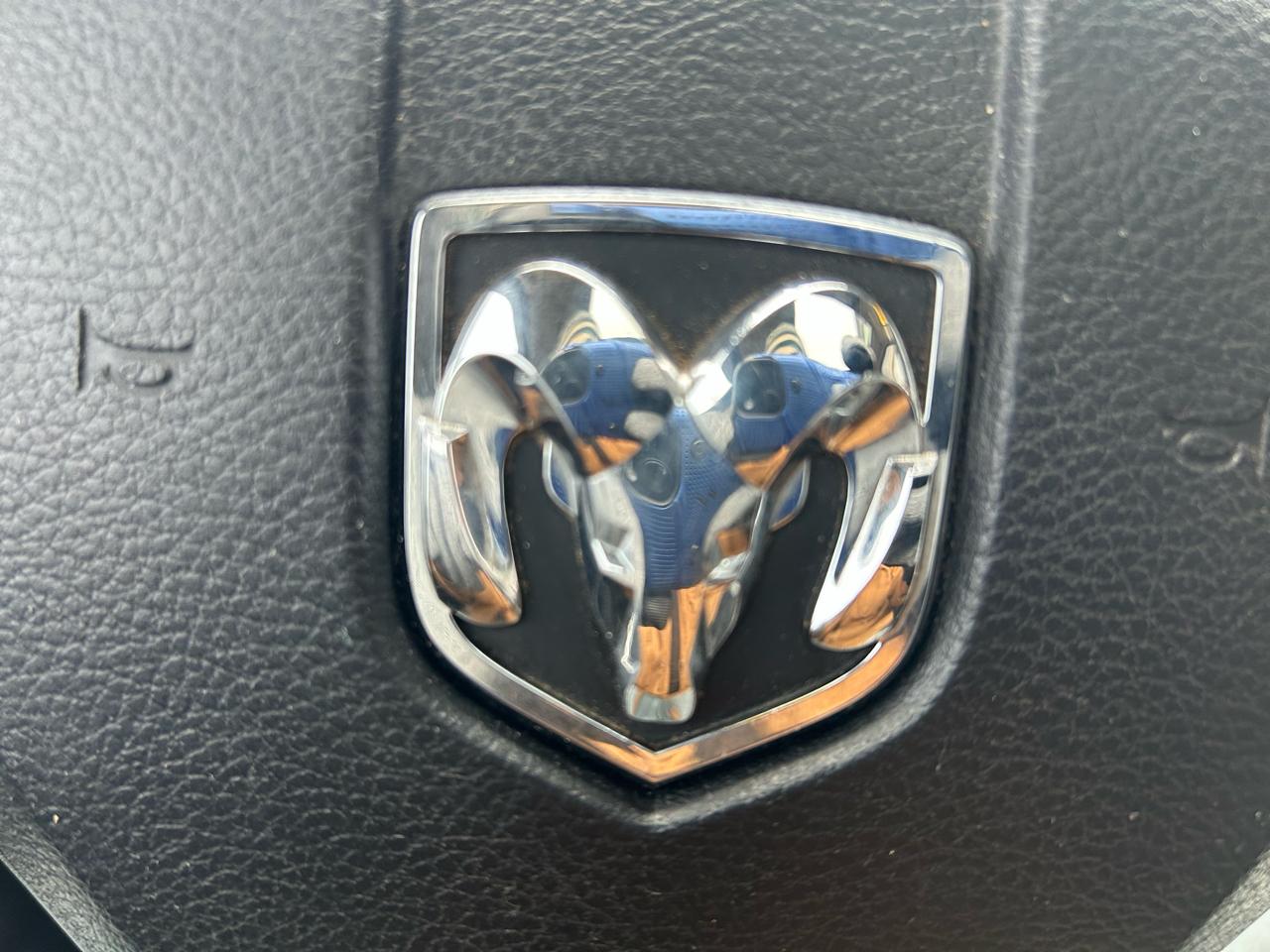 RAM 1500 Sport Crew Cab SWB 4WD 2014