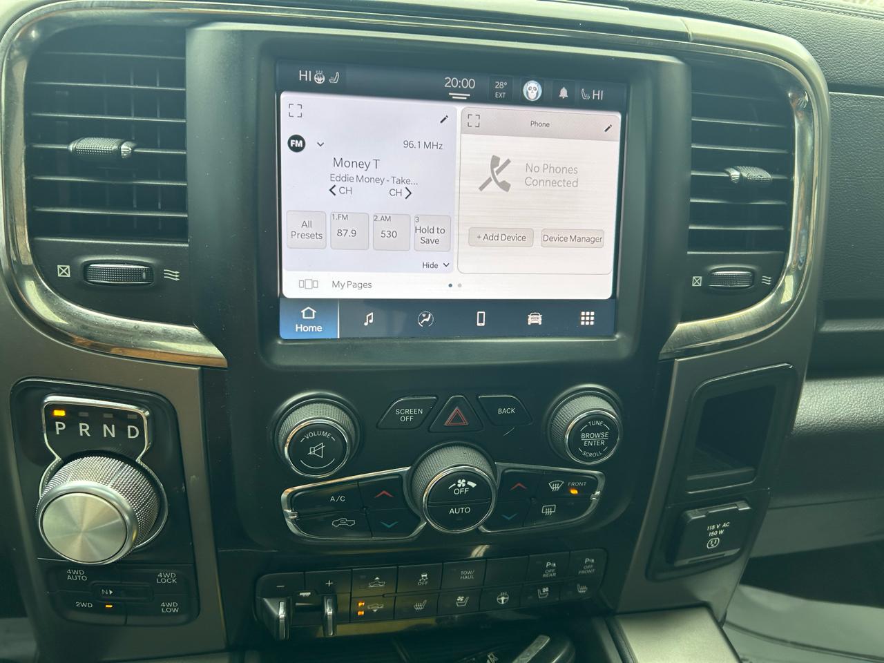 RAM 1500 Sport Crew Cab SWB 4WD 2014