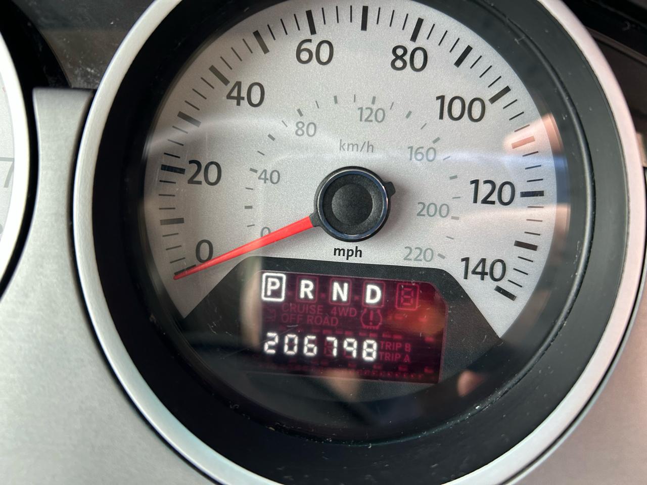 Volkswagen Routan SE 2011