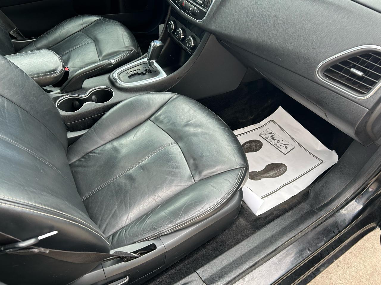 Chrysler 200 Limited 2013