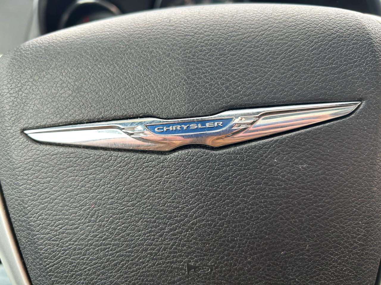 Chrysler 200 Limited 2013