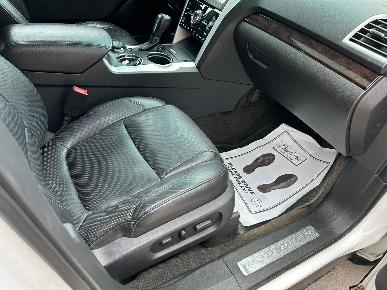 Ford Explorer Limited 4WD 2013