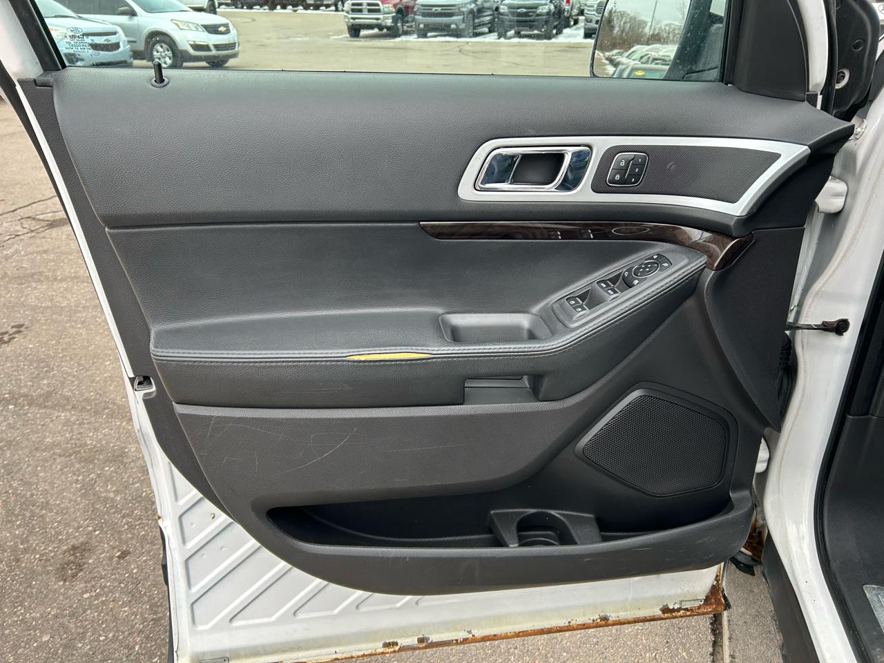 Ford Explorer Limited 4WD 2013