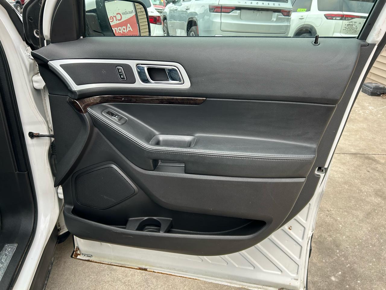 Ford Explorer Limited 4WD 2013