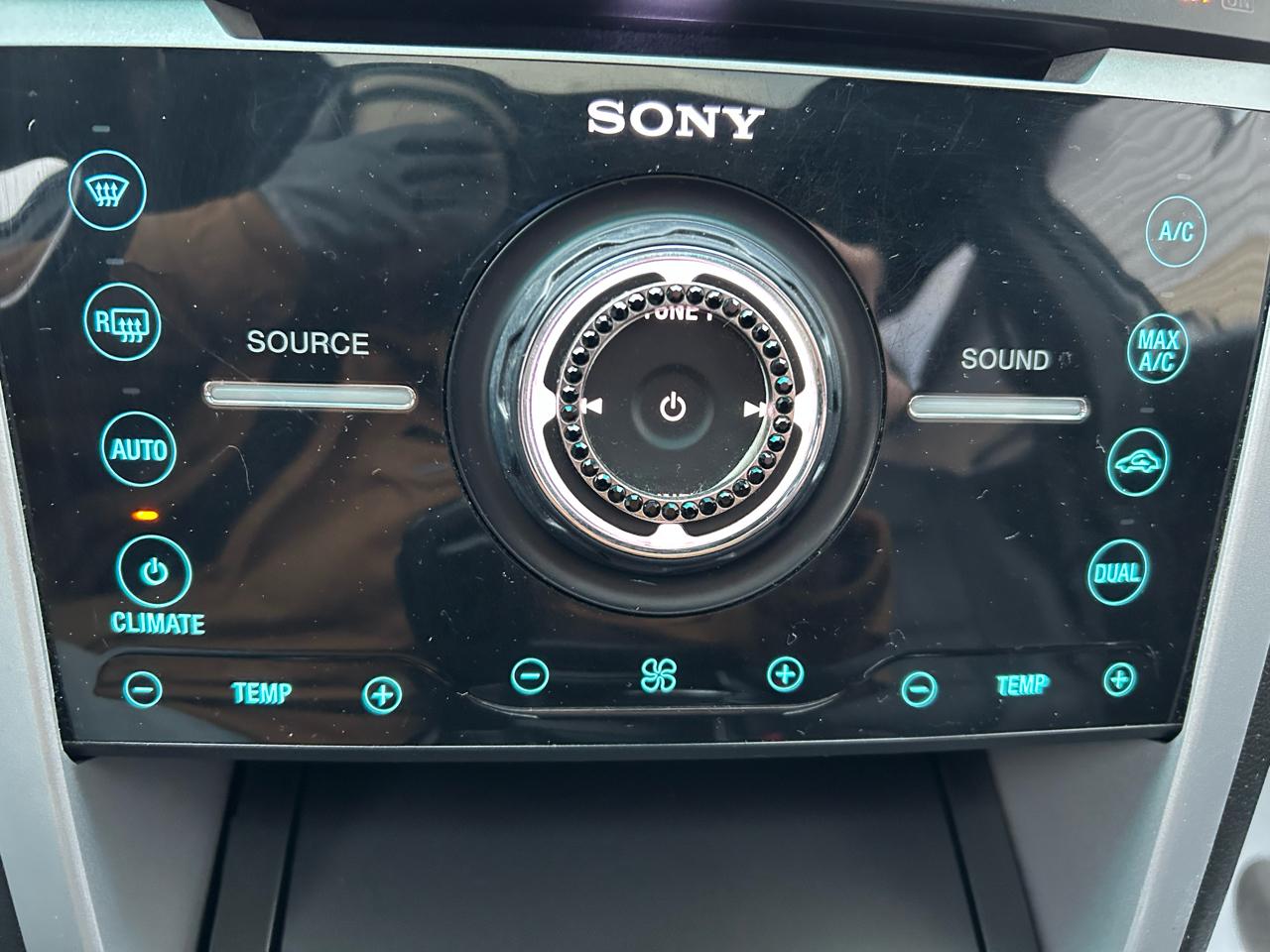 Ford Explorer Limited 4WD 2013