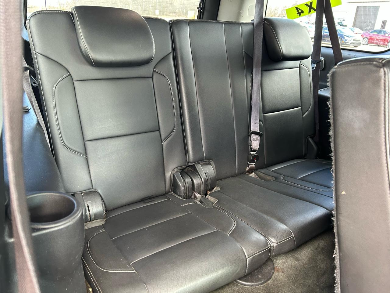 Chevrolet Suburban LT 1500 4WD 2015