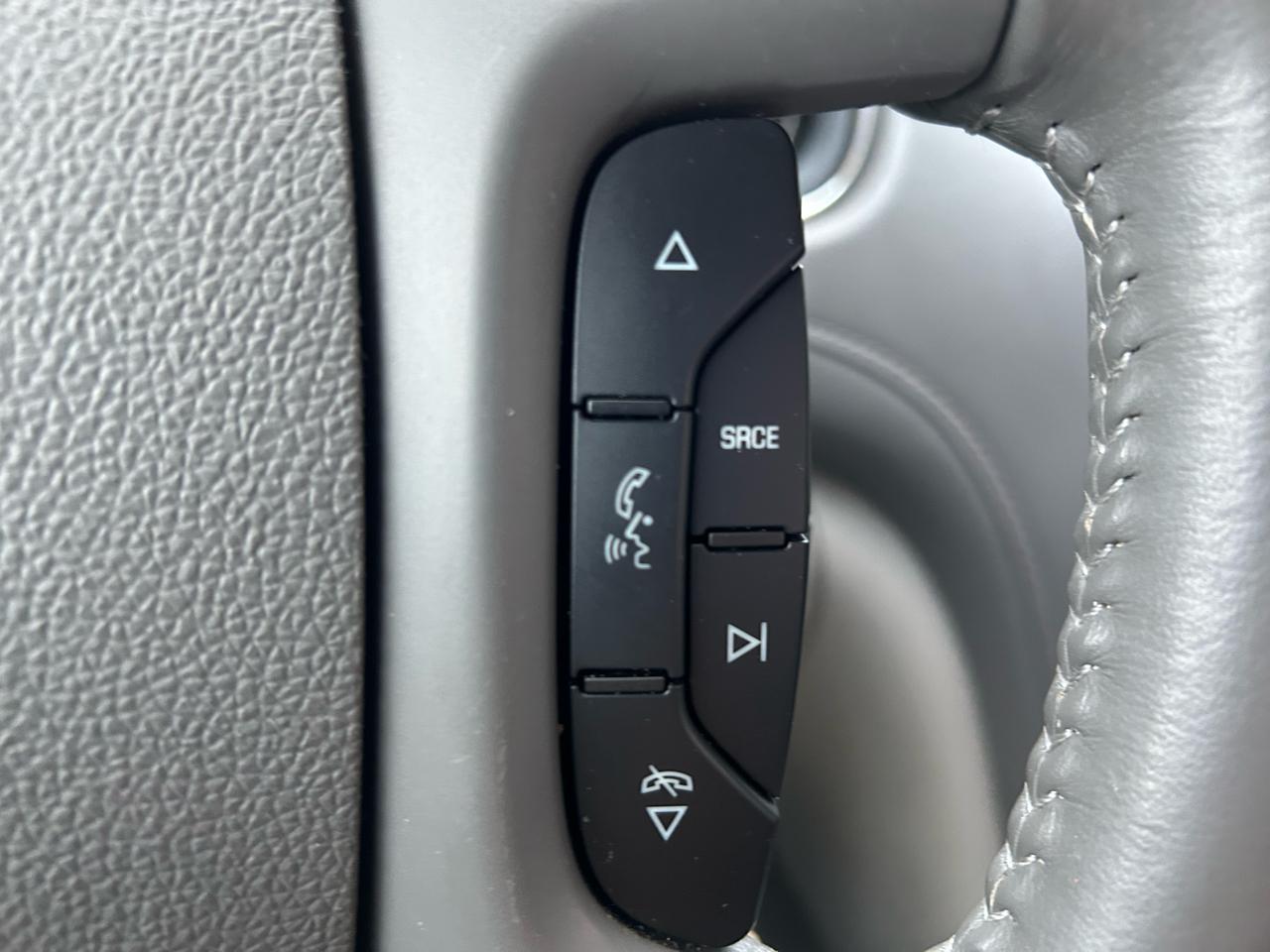 Buick Enclave Convenience FWD 2017