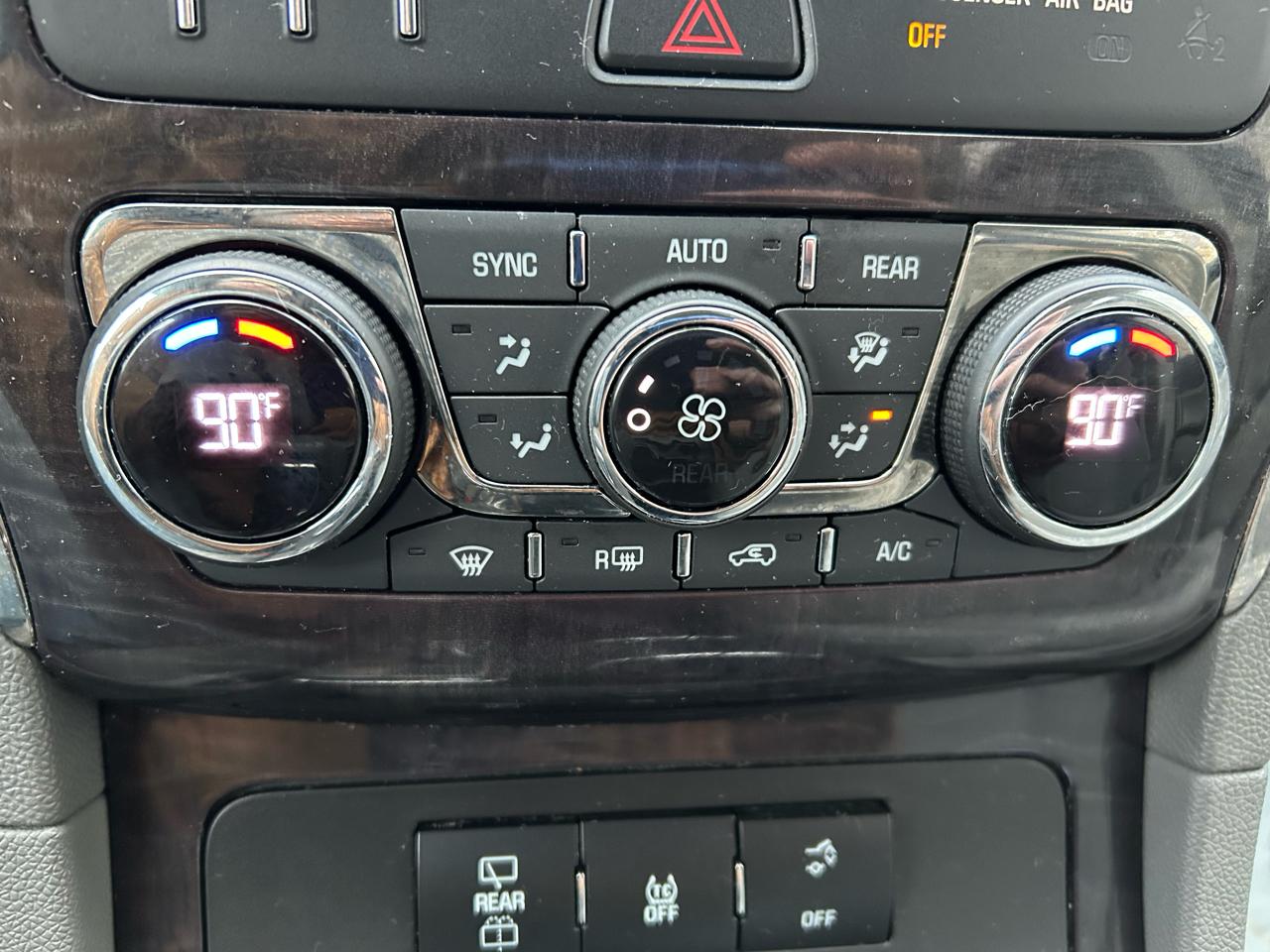 Buick Enclave Convenience FWD 2017