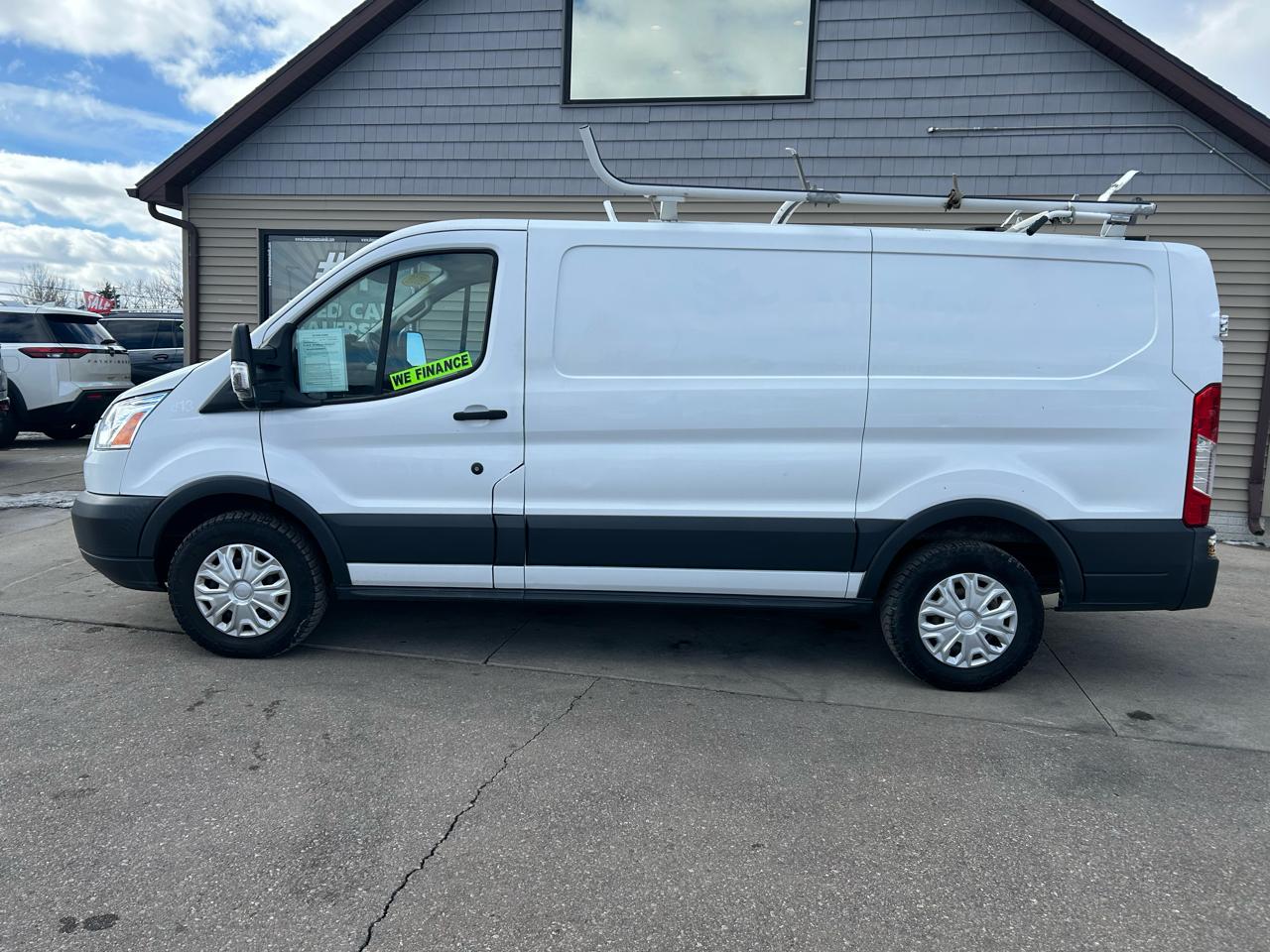 Ford Transit 150 Van Low Roof 60/40 Pass. 130-in. WB 2018