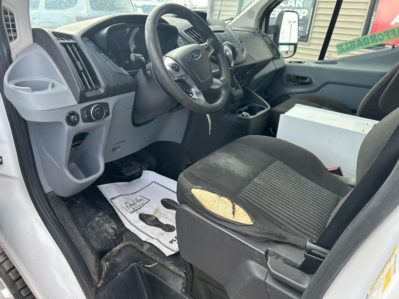 Ford Transit 150 Van Low Roof 60/40 Pass. 130-in. WB 2018