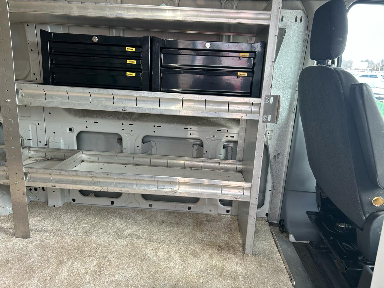 Ford Transit 150 Van Low Roof 60/40 Pass. 130-in. WB 2018