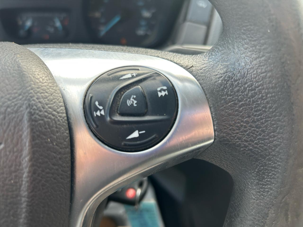 Ford Transit 150 Van Low Roof 60/40 Pass. 130-in. WB 2018