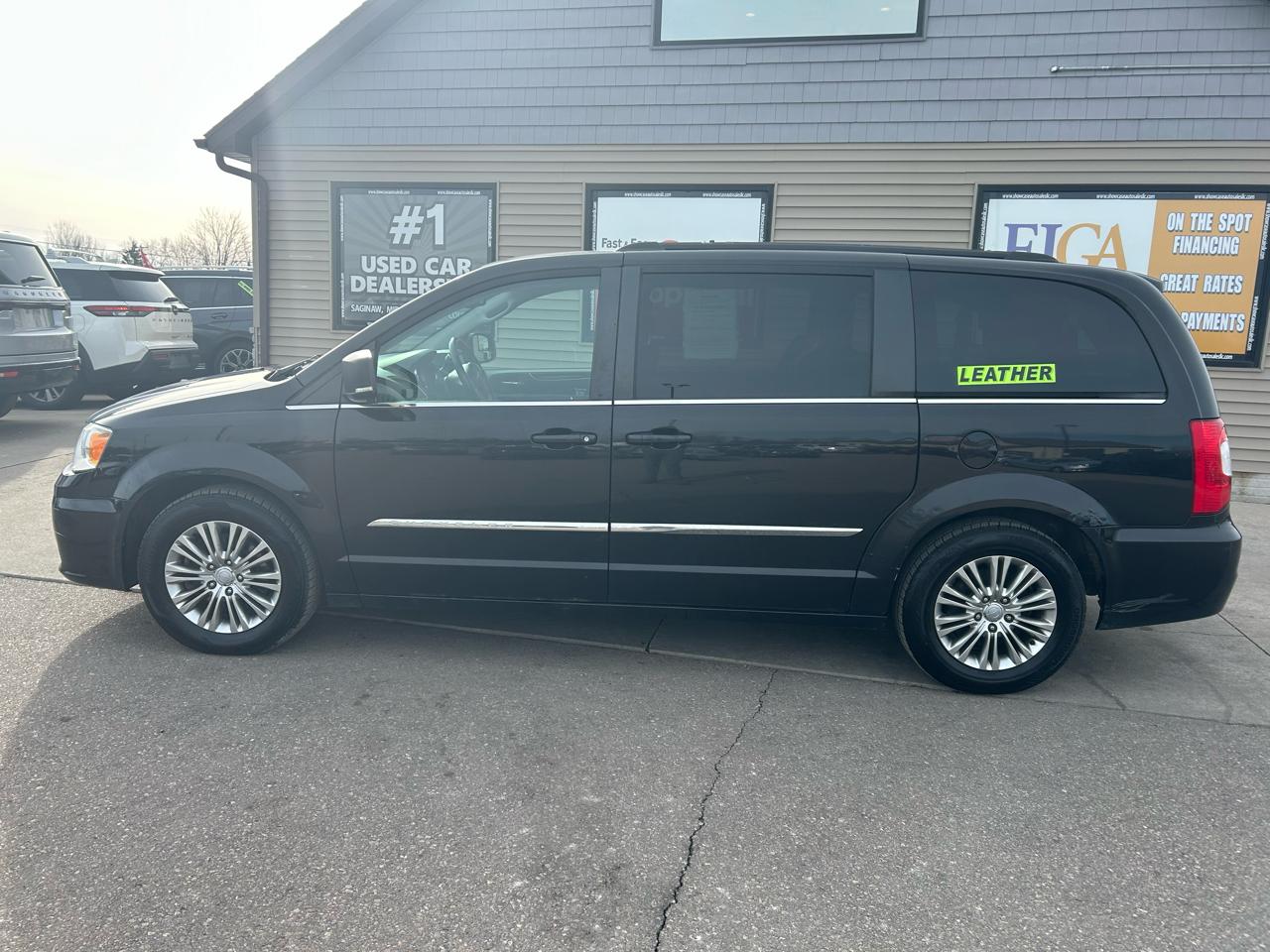 Chrysler Town & Country Touring-L 2015