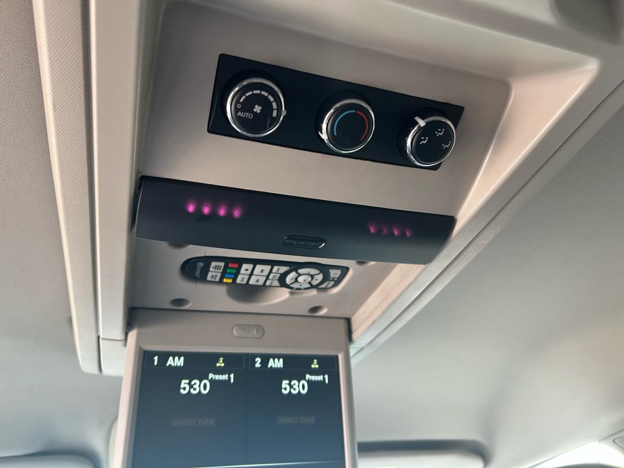 Chrysler Town & Country Touring-L 2015