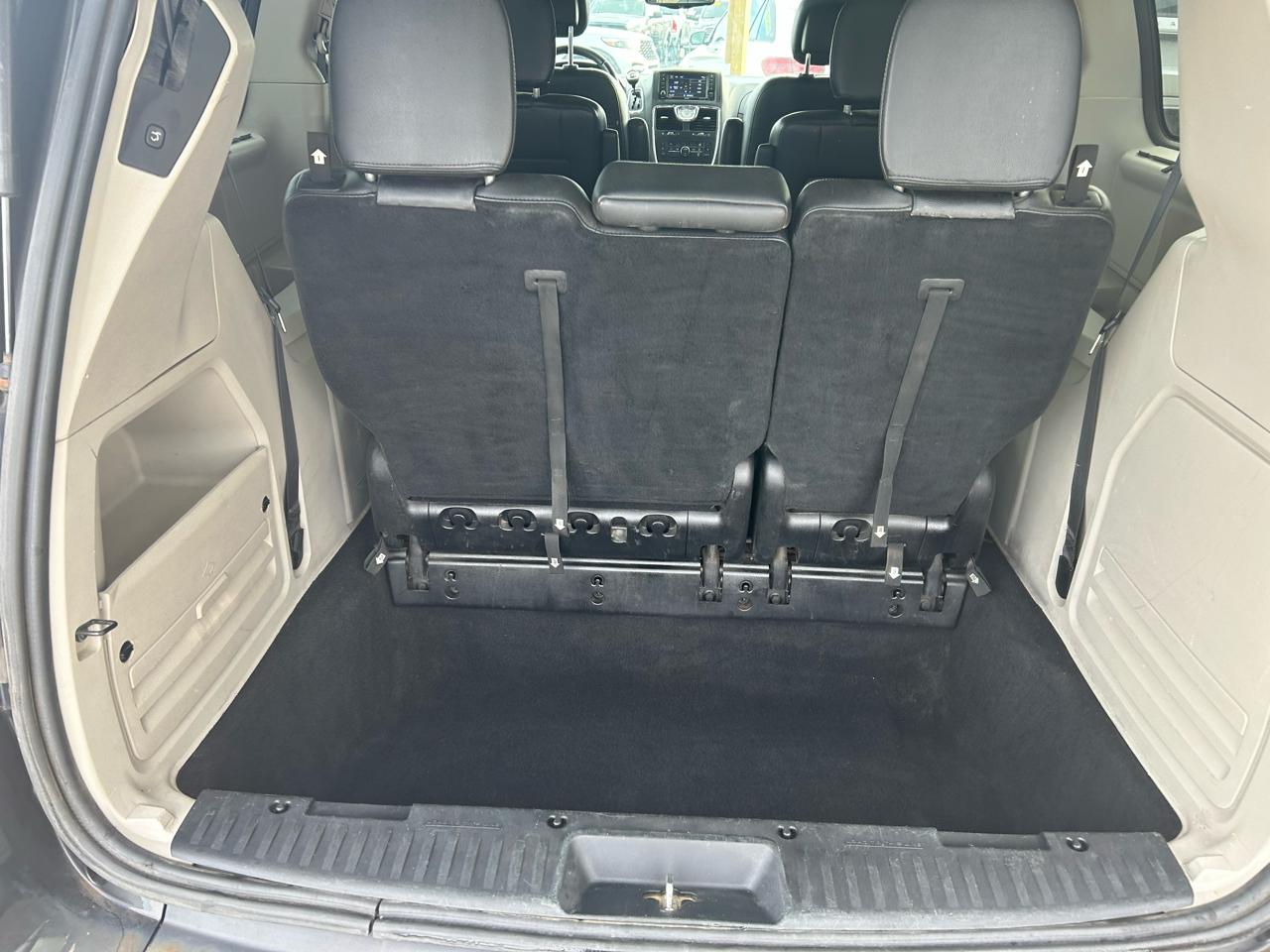 Chrysler Town & Country Touring-L 2015