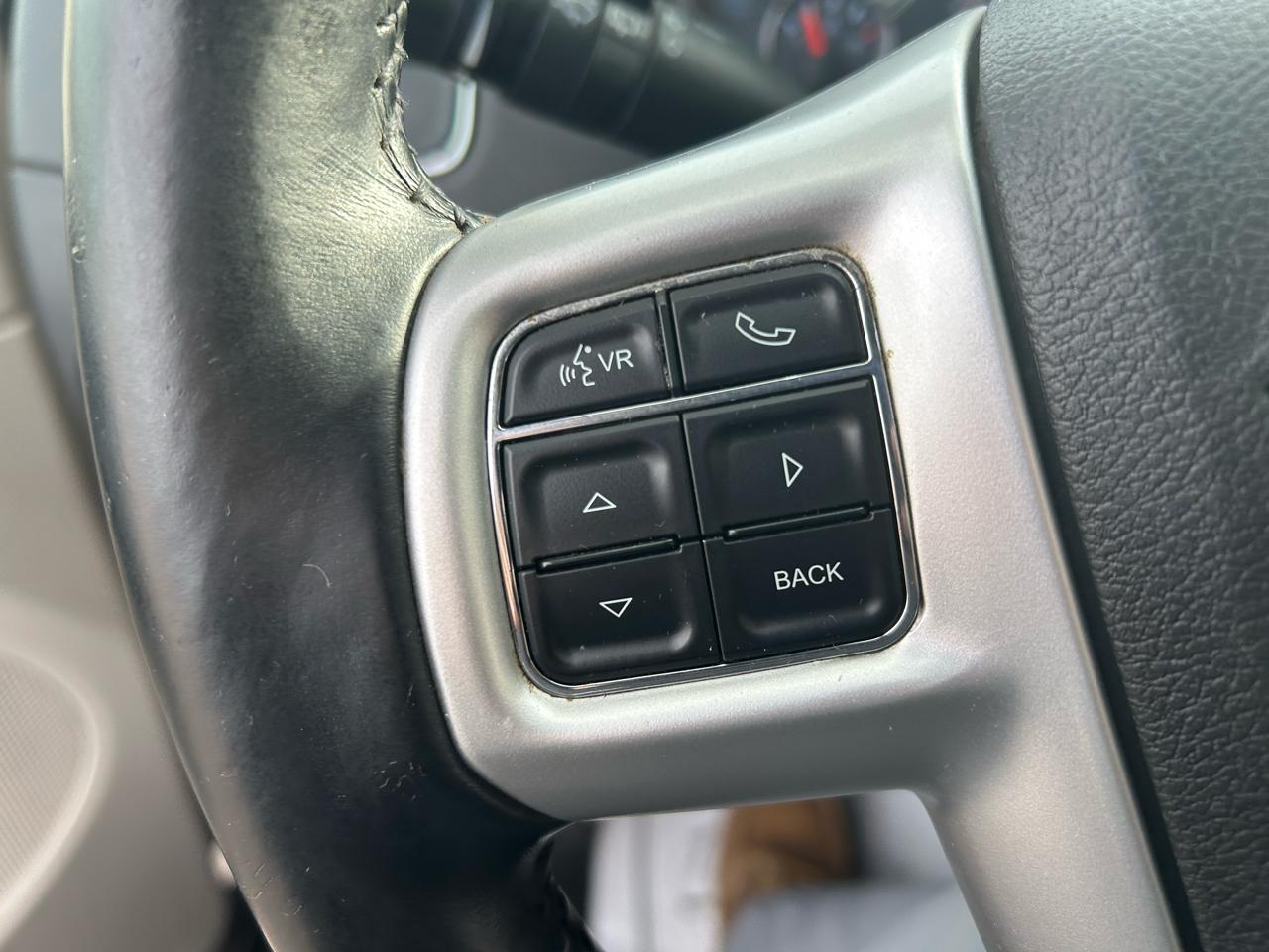 Chrysler Town & Country Touring-L 2015