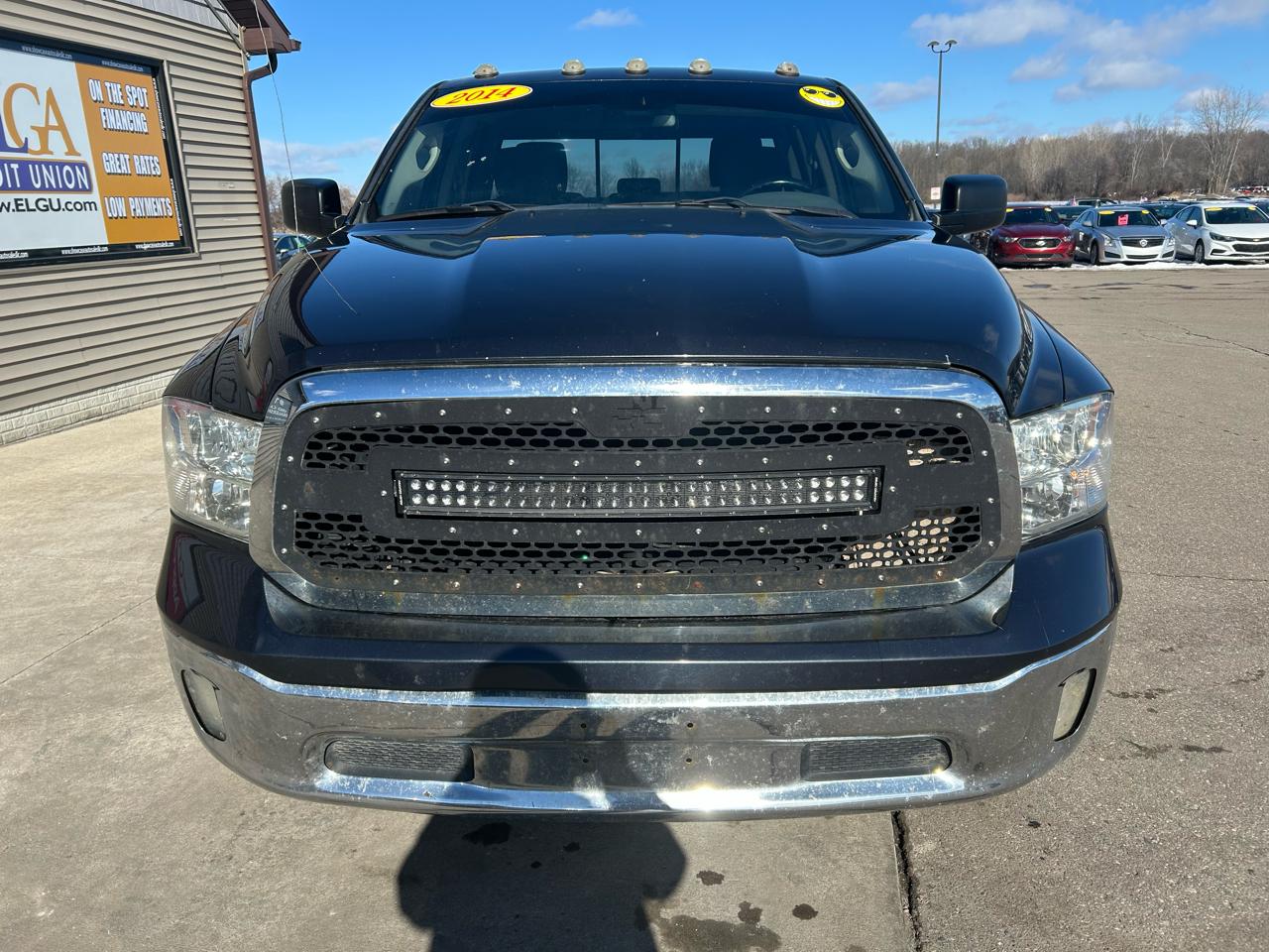 RAM 1500 SLT Quad Cab 4WD 2014