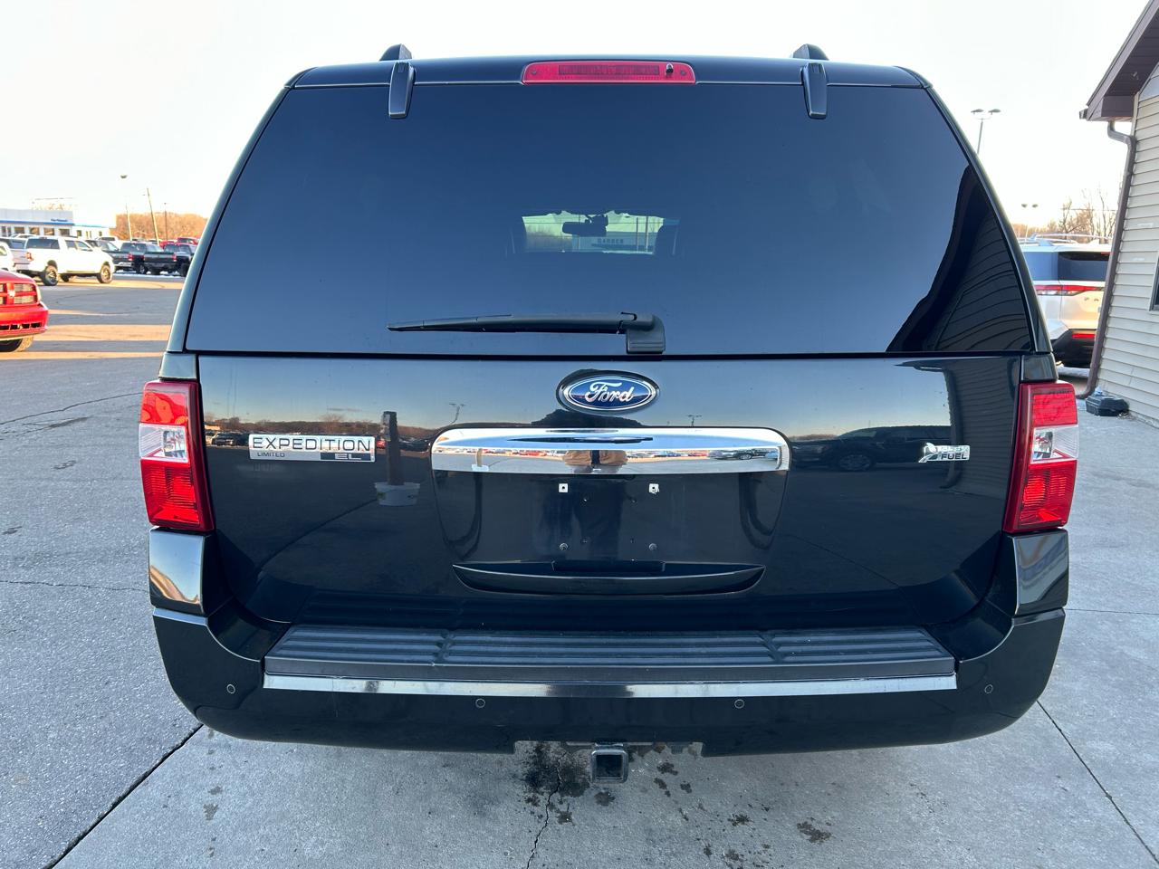 Ford Expedition EL Limited 4WD 2013