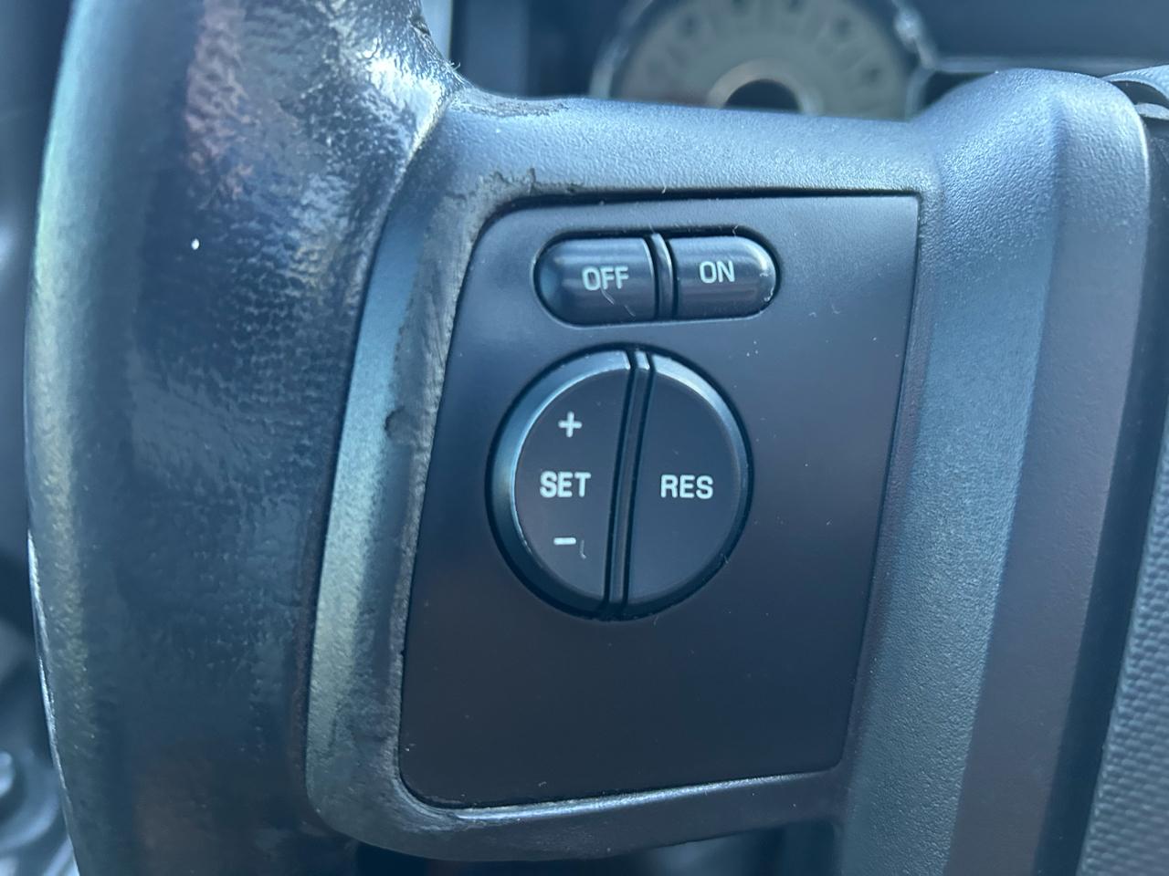 Ford Expedition EL Limited 4WD 2013