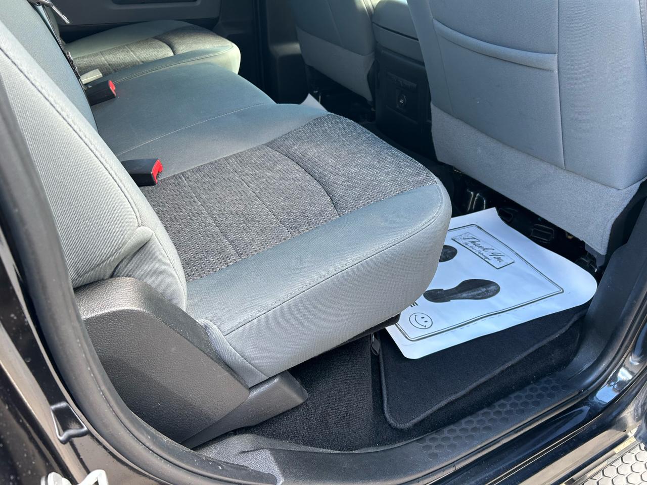 RAM 1500 SLT Crew Cab LWB 4WD 2016