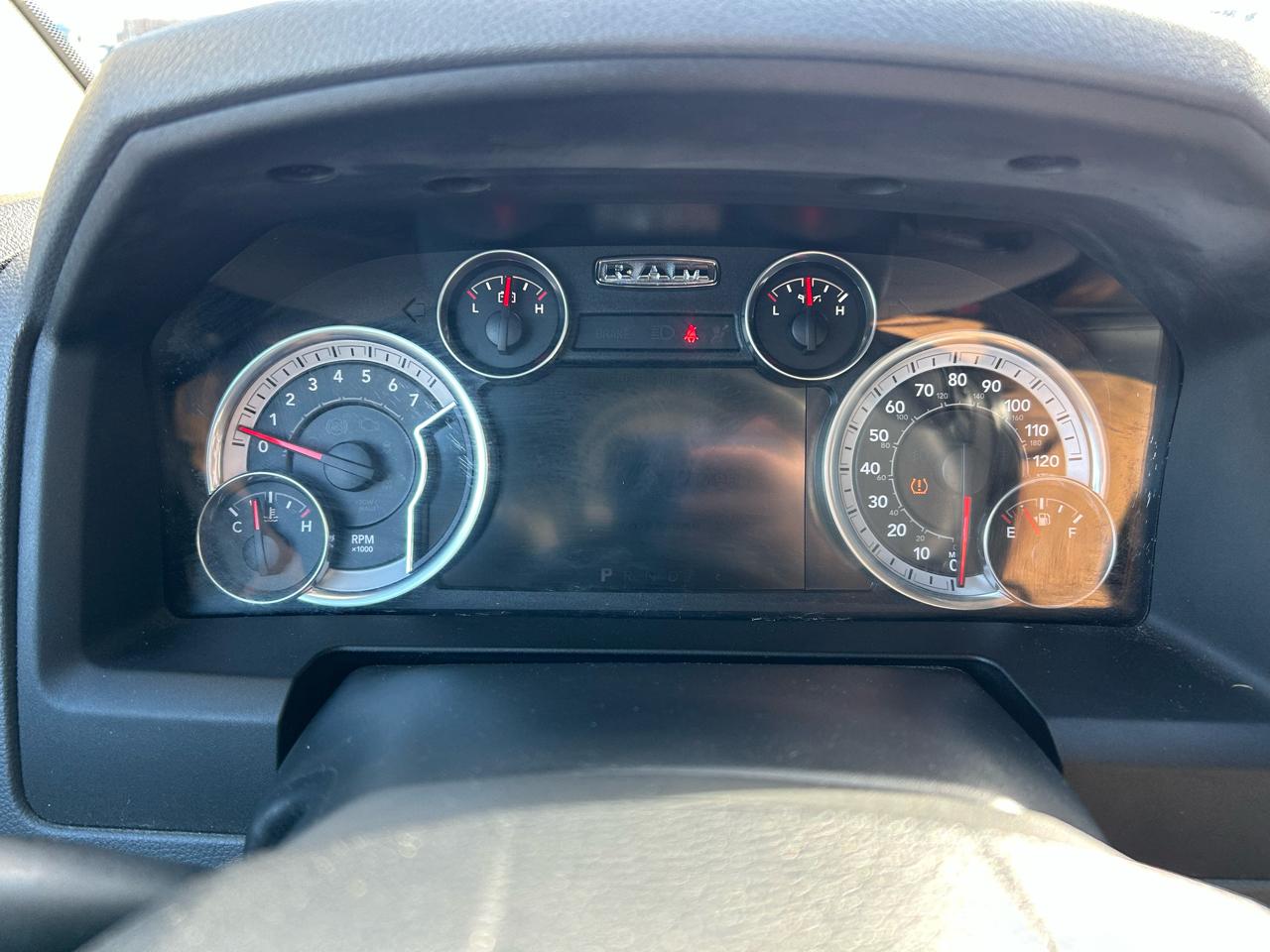 RAM 1500 SLT Crew Cab LWB 4WD 2016