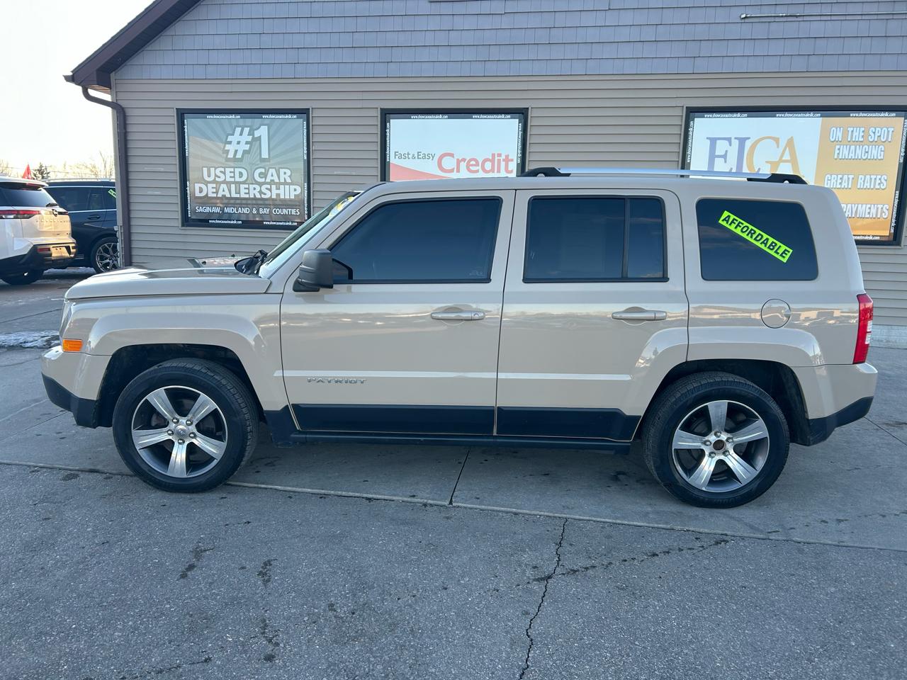 Jeep Patriot Latitude 2WD 2017