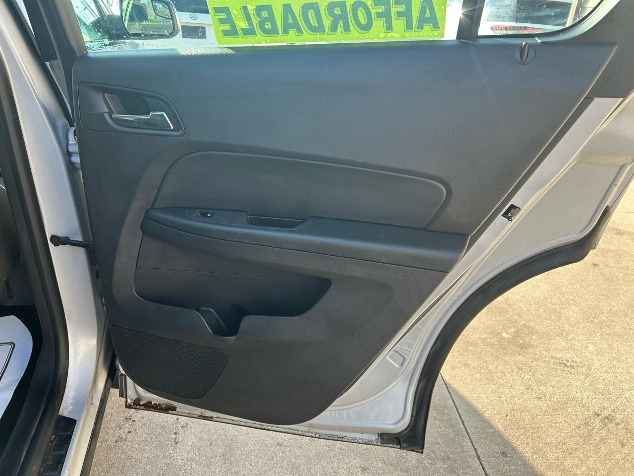 Chevrolet Equinox LS AWD 2012