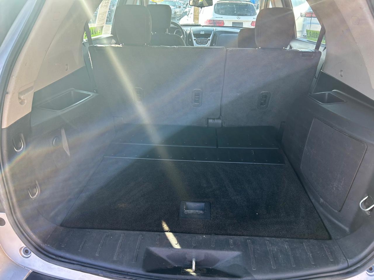 Chevrolet Equinox LS AWD 2012