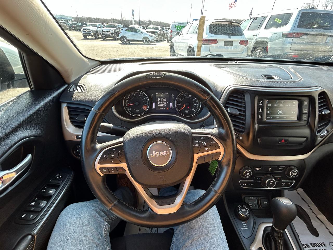 Jeep Cherokee Latitude 4WD 2015