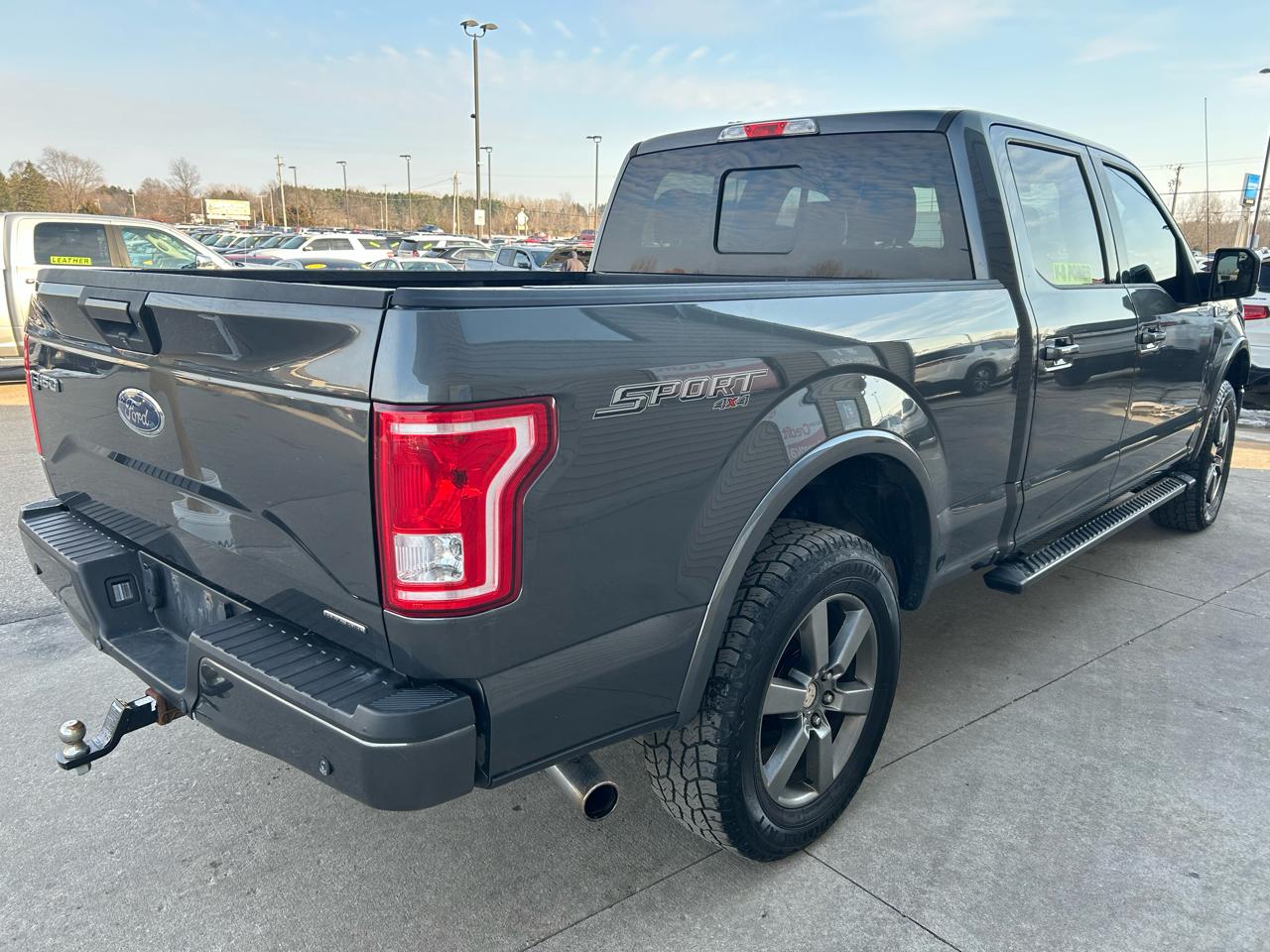 Ford F-150 4WD SuperCrew 145" XLT 2016