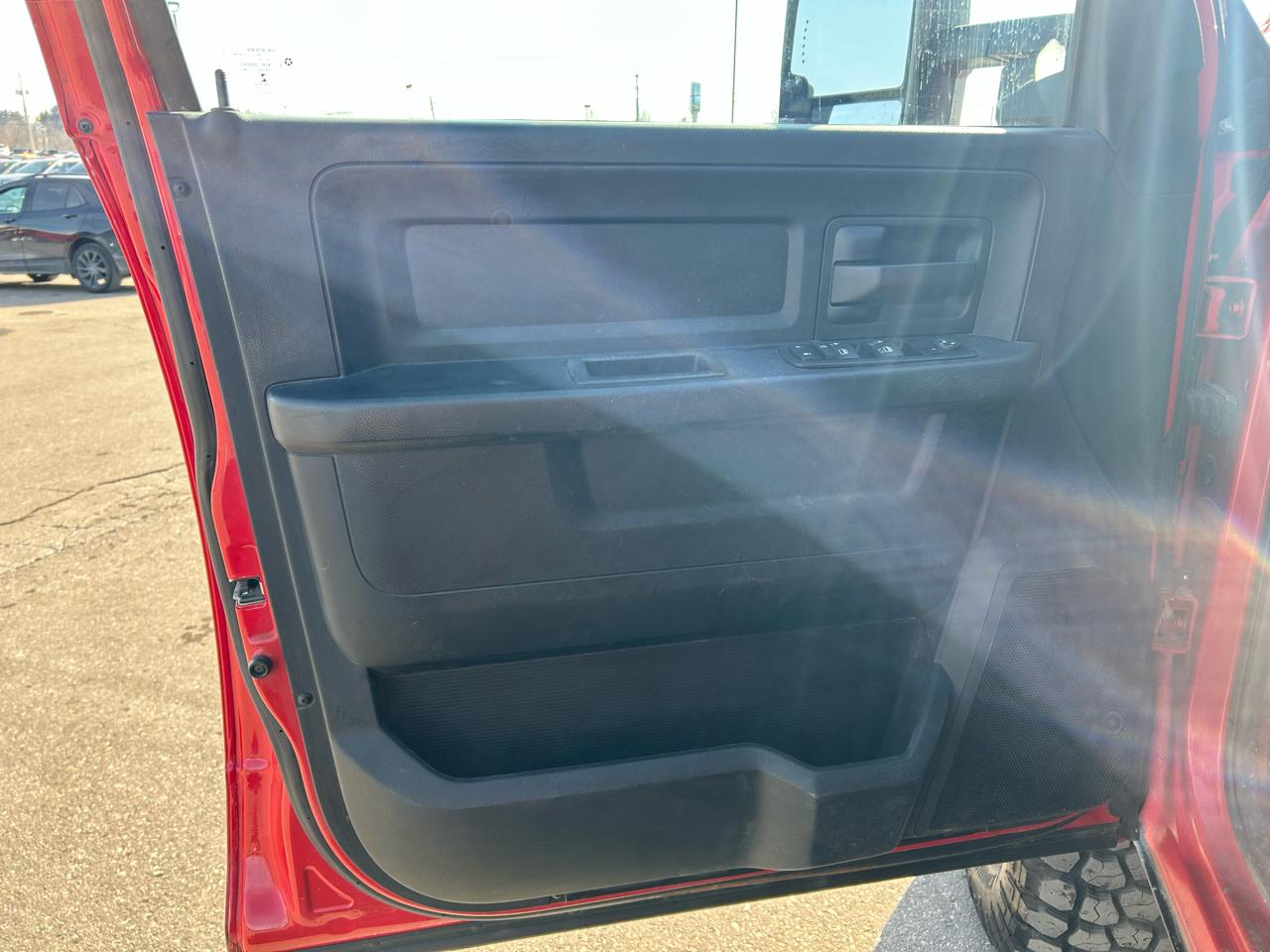 RAM 3500 ST Crew Cab LWB 4WD 2014