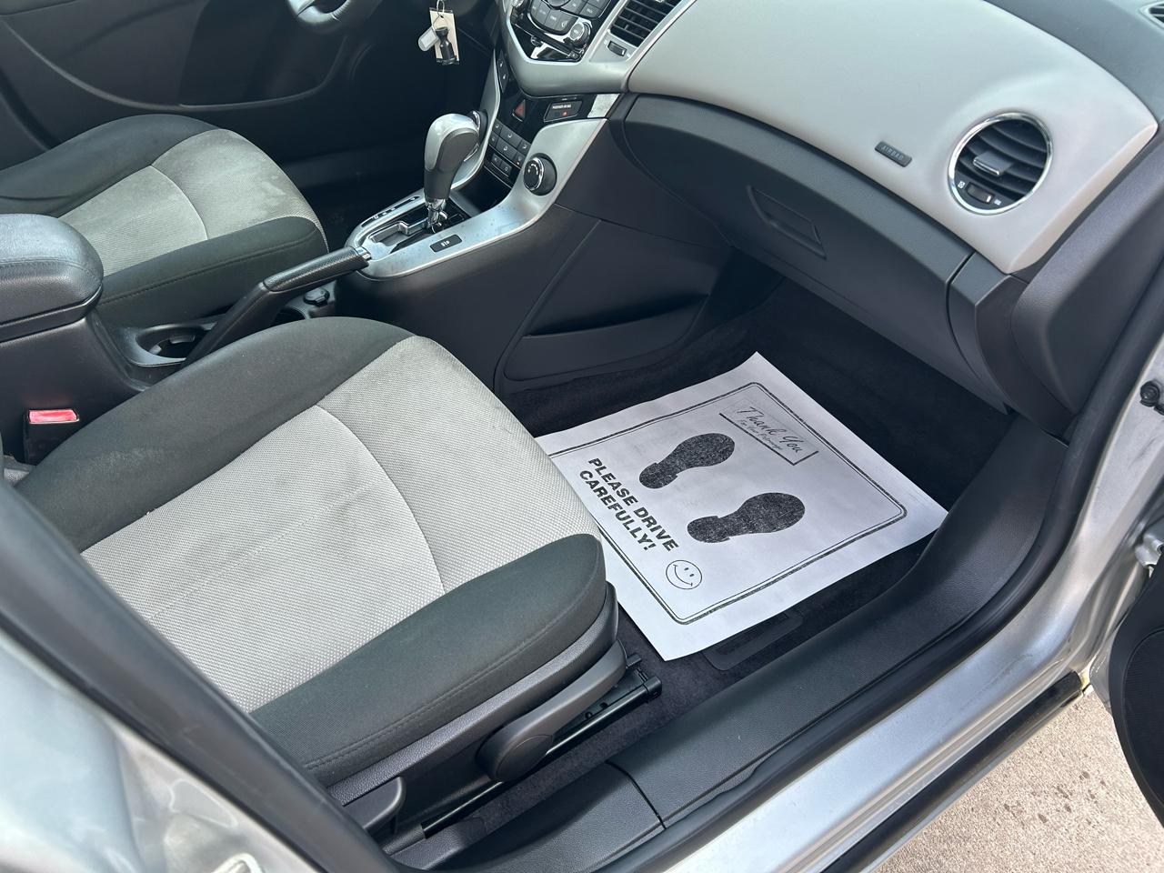 Chevrolet Cruze 2LS 2011