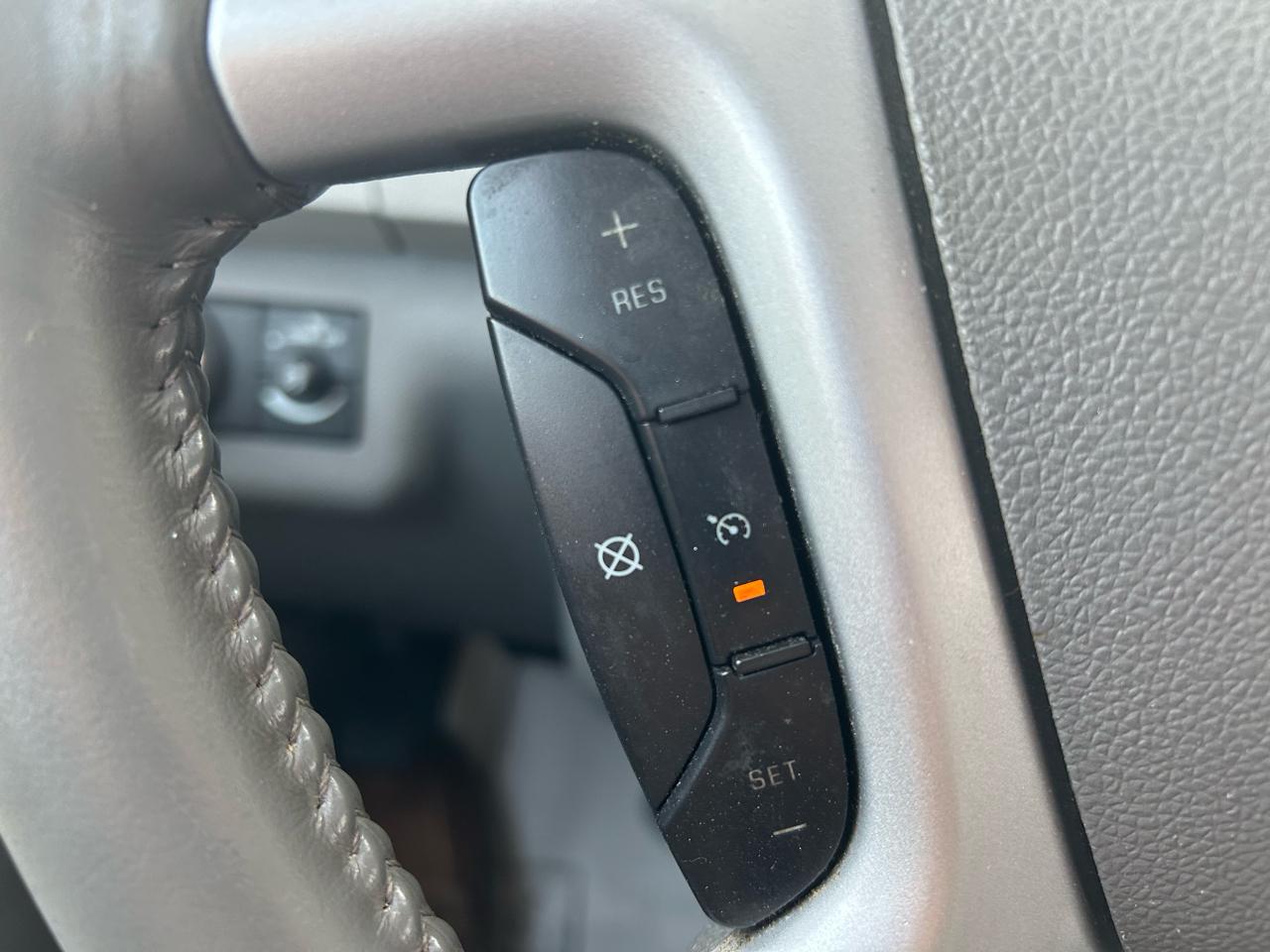 Chevrolet Traverse LS AWD w/PDC 2012