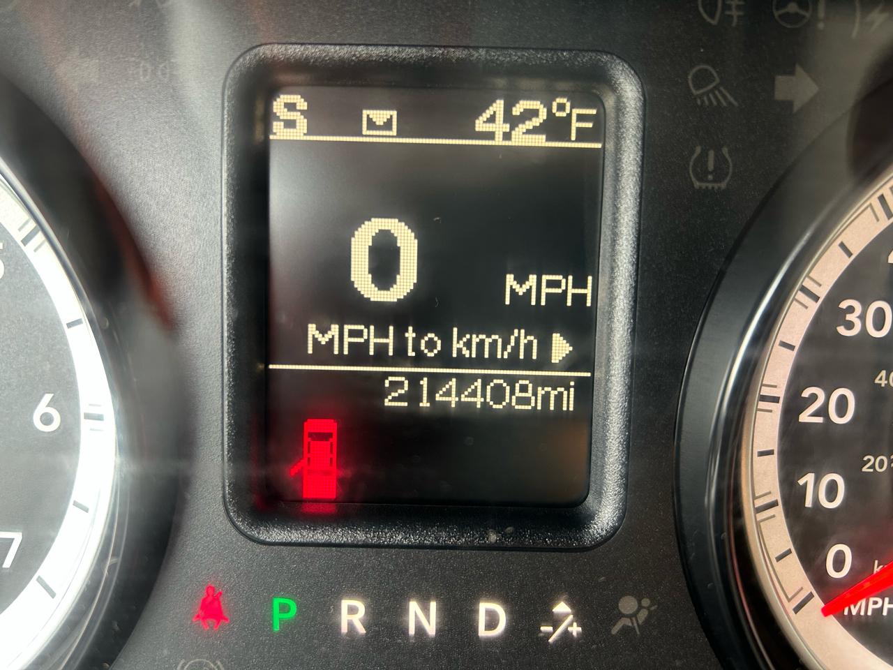 RAM 2500 SLT Crew Cab SWB 4WD 2017