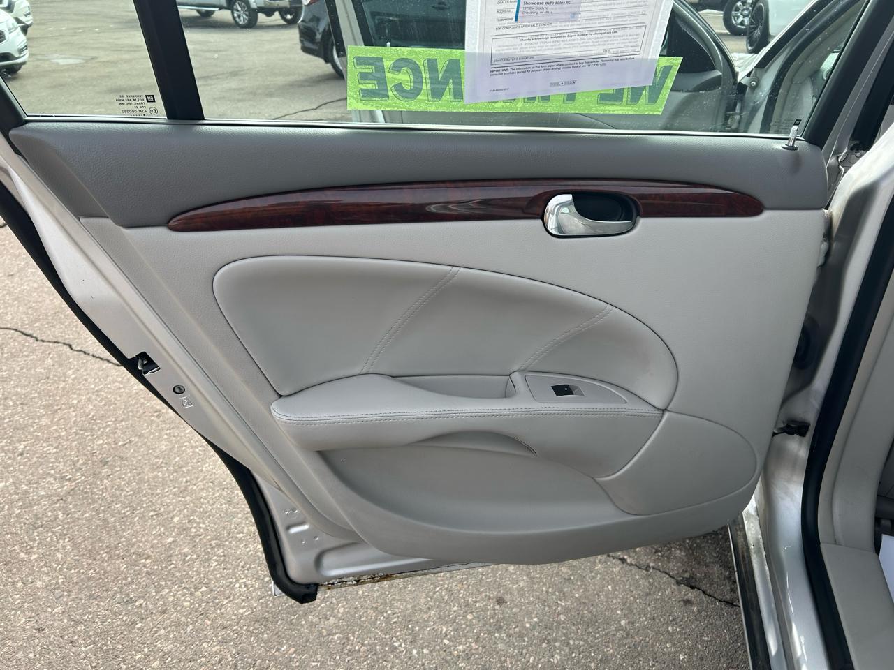 Buick Lucerne CX1 2009