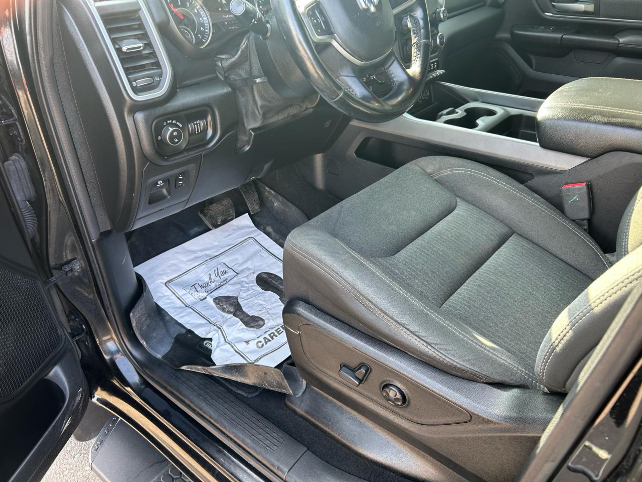 RAM 1500 Big Horn Crew Cab SWB 4WD 2019