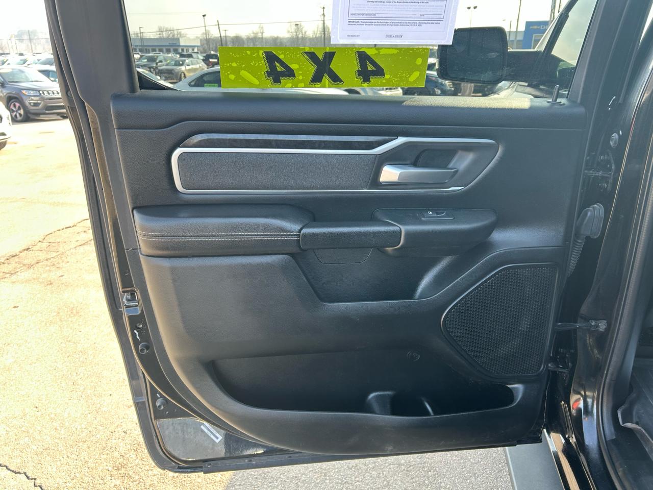 RAM 1500 Big Horn Crew Cab SWB 4WD 2019