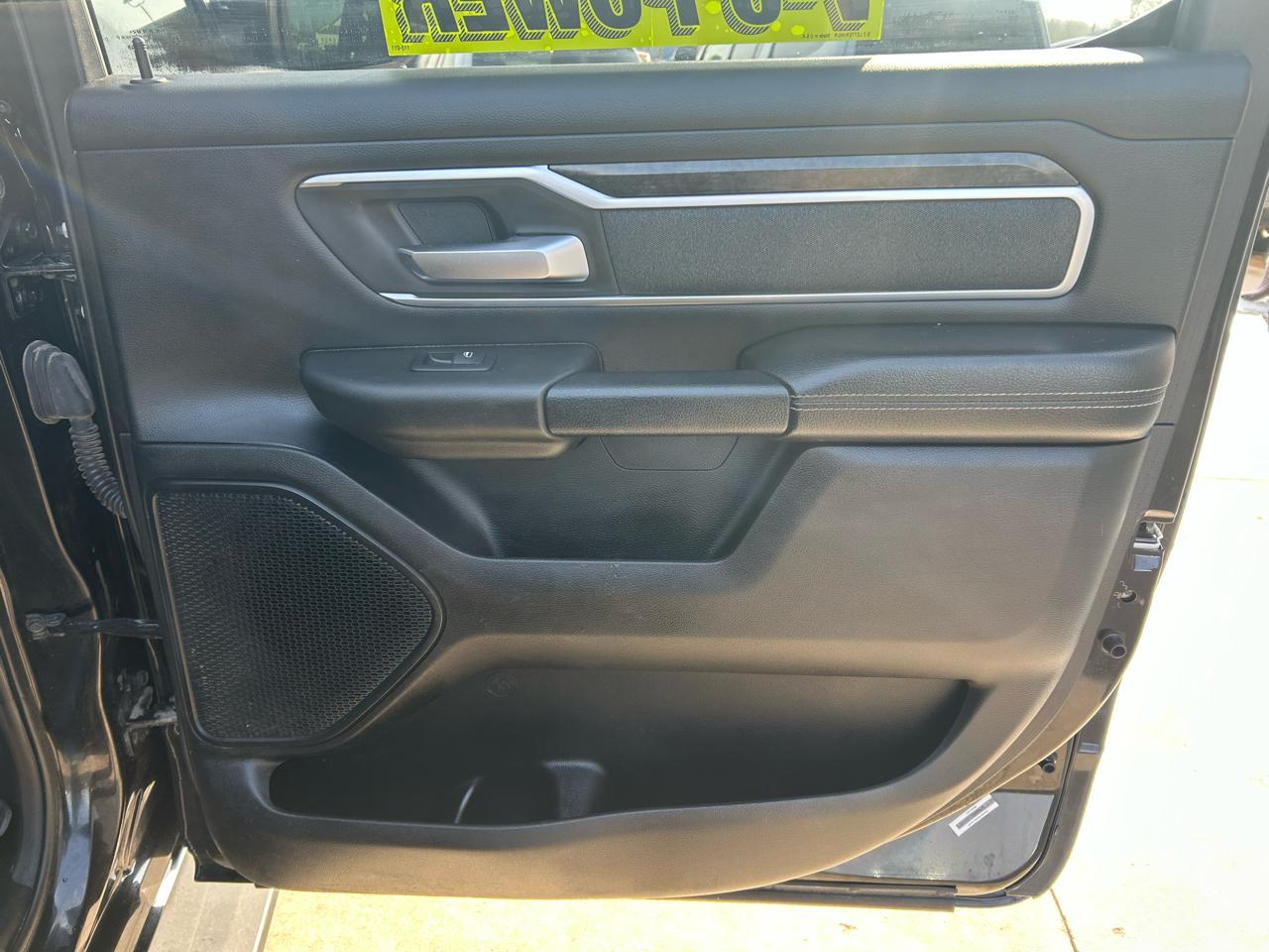 RAM 1500 Big Horn Crew Cab SWB 4WD 2019