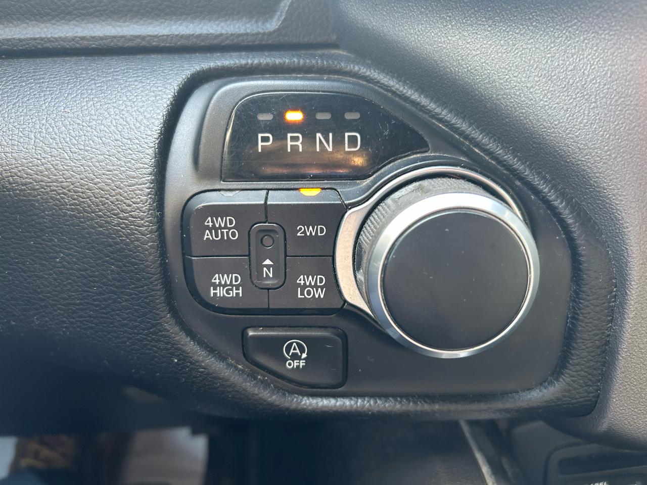 RAM 1500 Big Horn Crew Cab SWB 4WD 2019