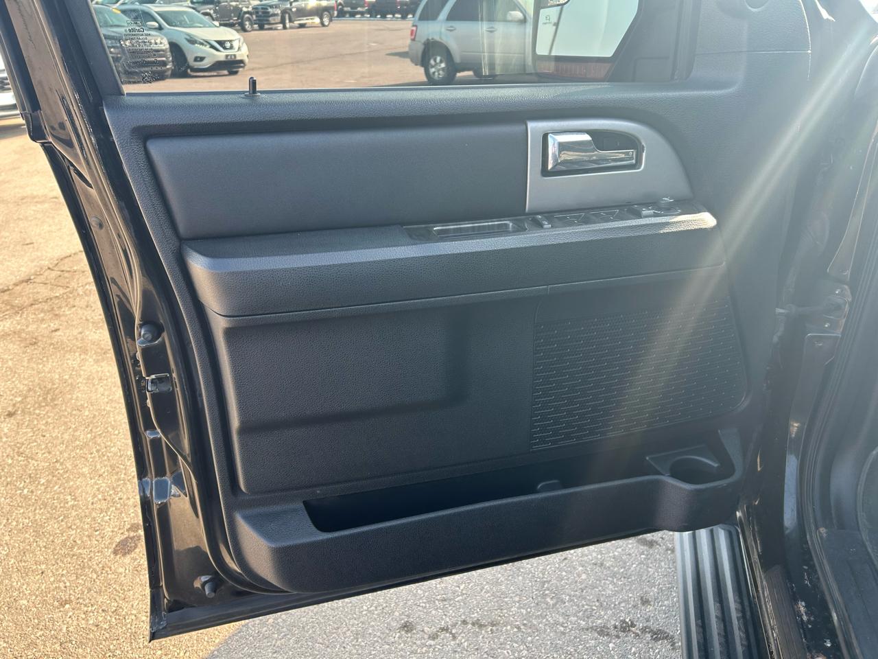 Ford Expedition EL Limited 4WD 2017