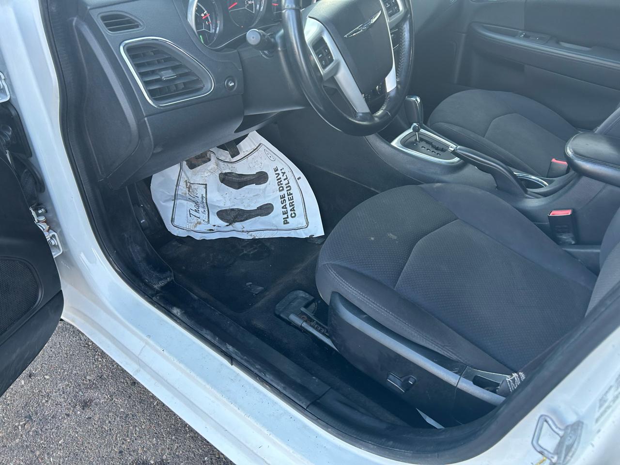 Chrysler 200 Touring 2014