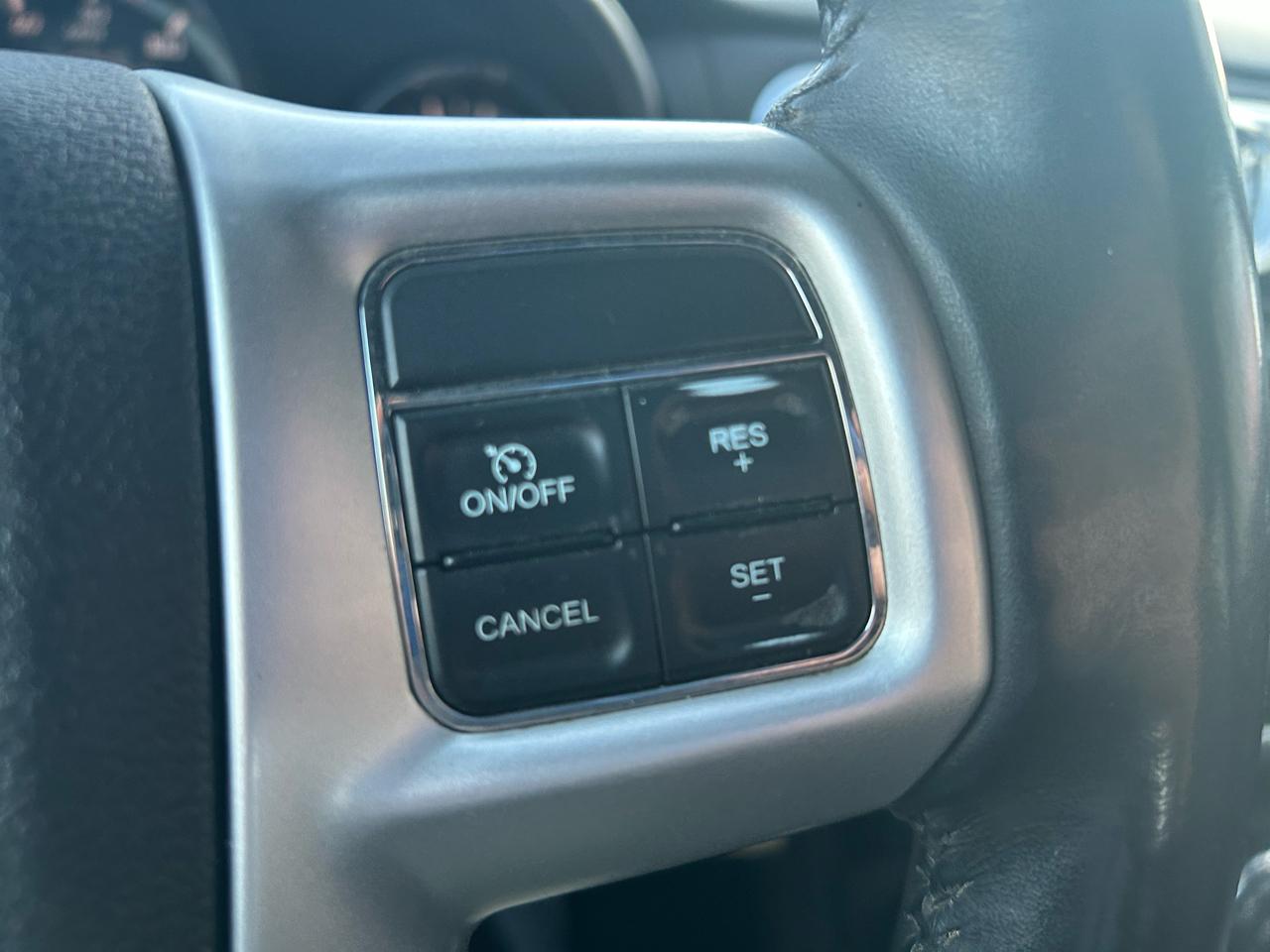 Chrysler 200 Touring 2014